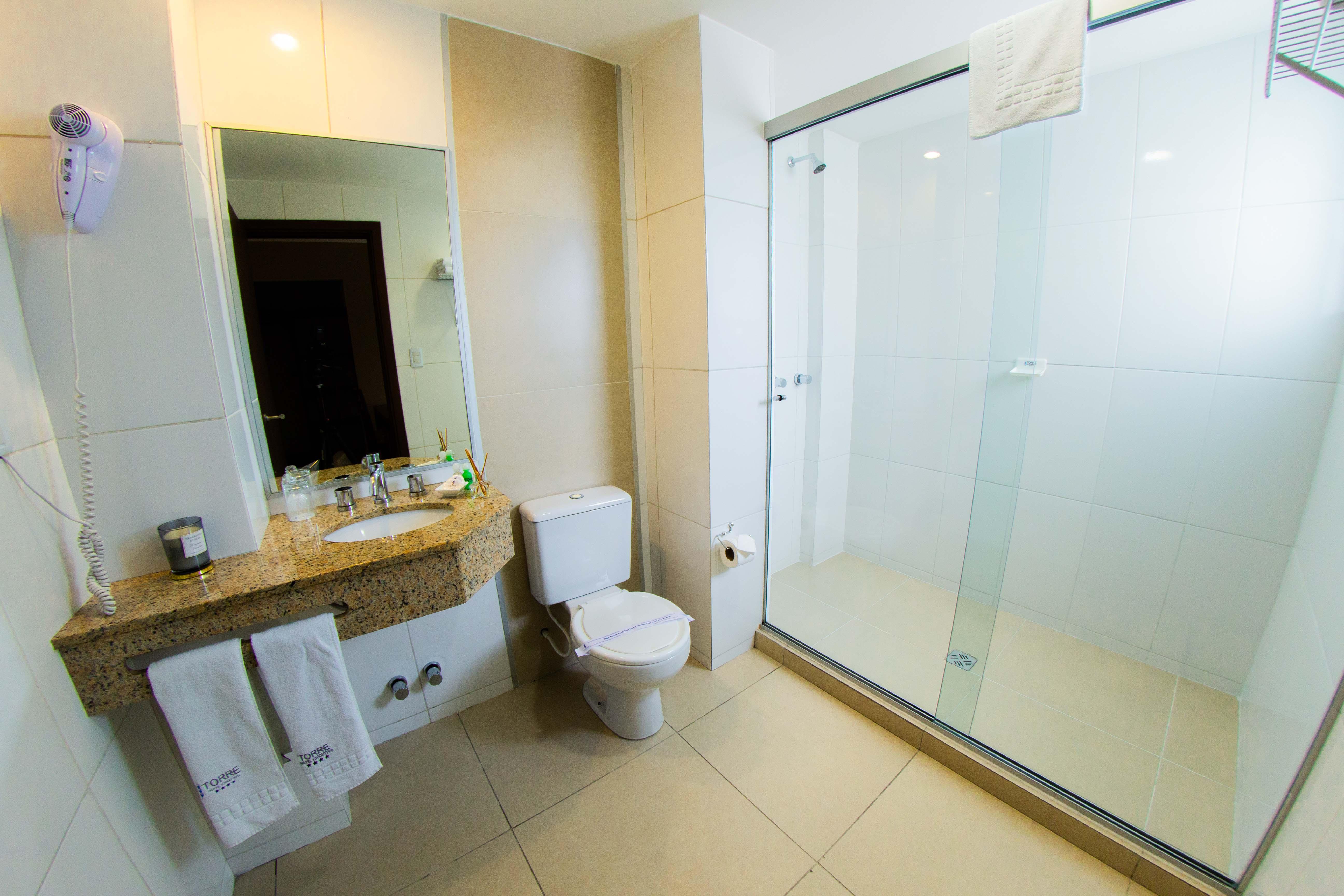 Torre Hotel Ejecutivo ซานตาครูซเดอลาเซียร์รา ภายนอก รูปภาพ
