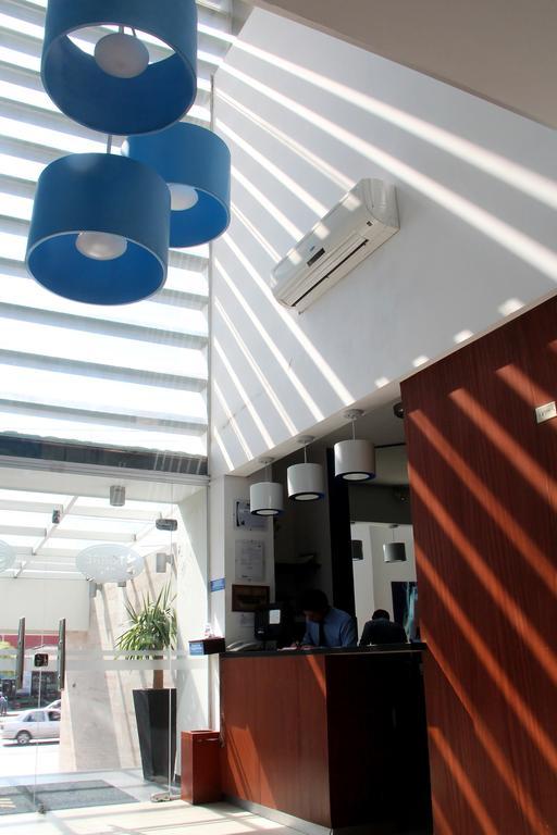 Torre Hotel Ejecutivo ซานตาครูซเดอลาเซียร์รา ภายนอก รูปภาพ
