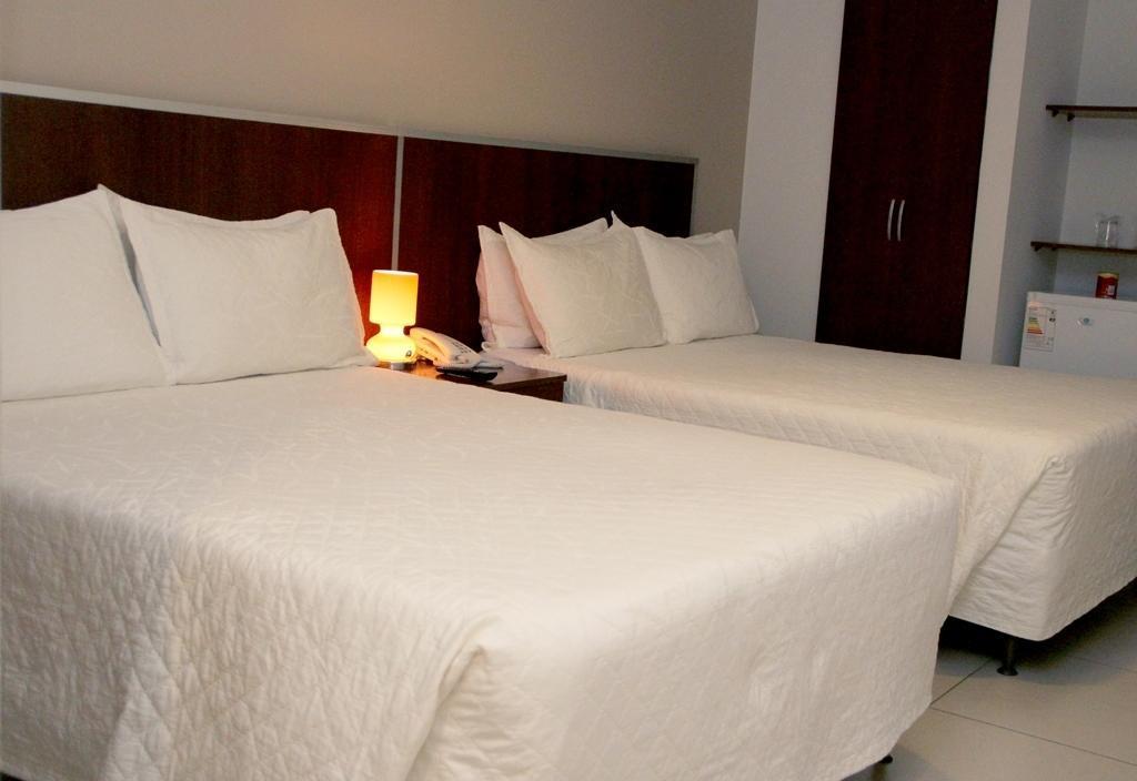 Torre Hotel Ejecutivo ซานตาครูซเดอลาเซียร์รา ภายนอก รูปภาพ