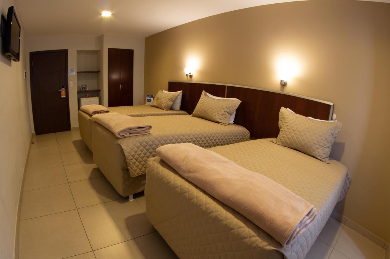 Torre Hotel Ejecutivo ซานตาครูซเดอลาเซียร์รา ภายนอก รูปภาพ