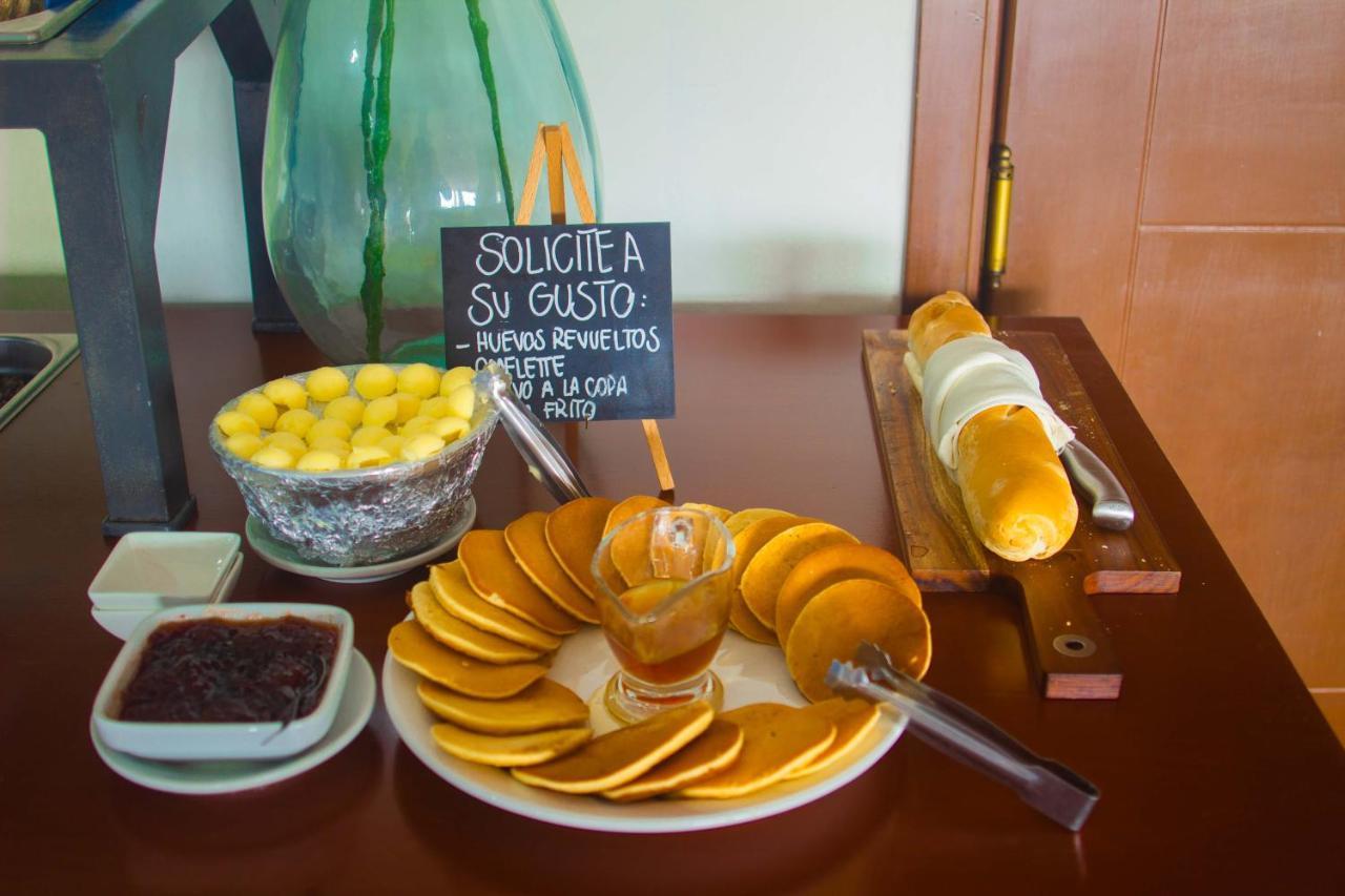 Torre Hotel Ejecutivo ซานตาครูซเดอลาเซียร์รา ภายนอก รูปภาพ